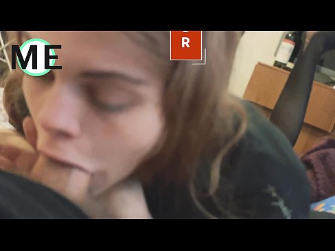 ❤️ Eztarria, galtza urratuak eta takoi urratuak elkartzeko atseginak dira ❤️ Super pornoa gugan ❌